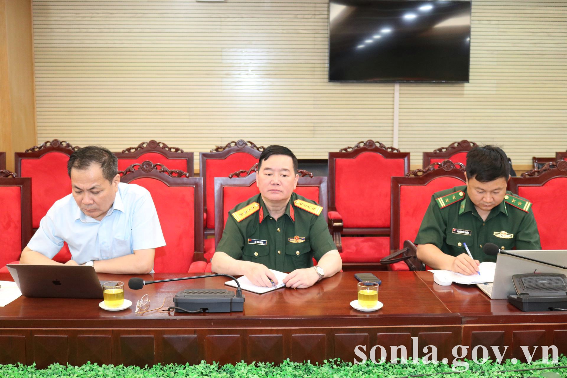 anh tin bai